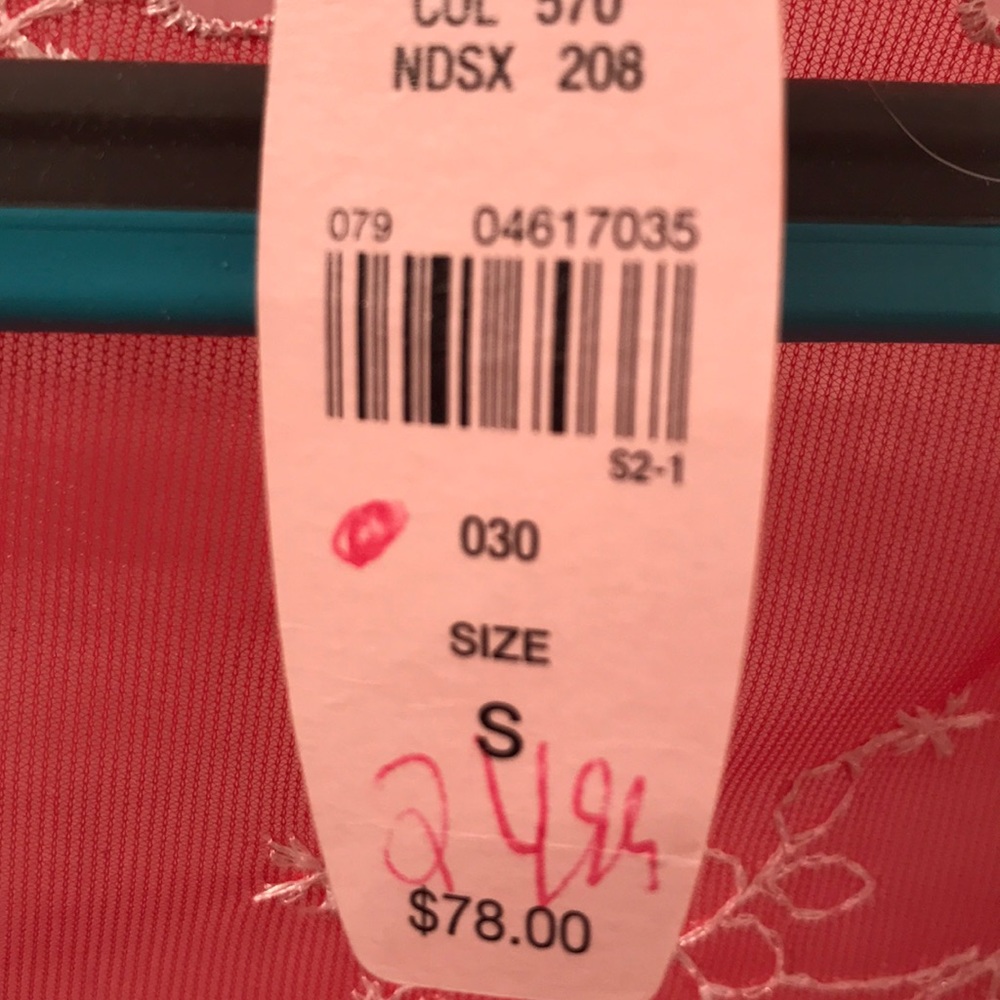Never worn - Picture 3 of 3
